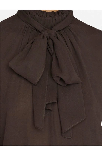 Frame Sleeveless Bow Blouse In Americano