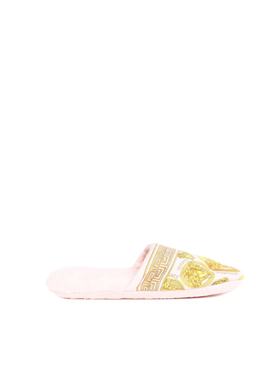 Shop Versace Bath Slippers With Medusa Print In Rosa-oro