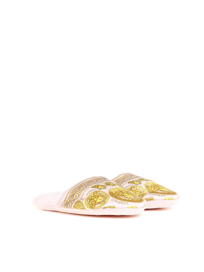 Shop Versace Bath Slippers With Medusa Print In Rosa-oro