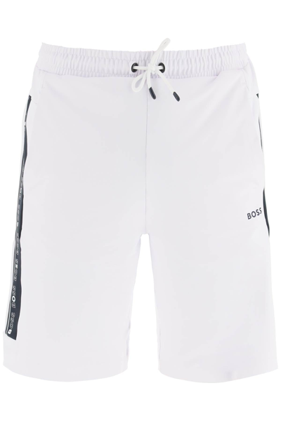 Kritisk Over hoved og skulder Canberra Hugo Boss Boss Sporty Shorts With Logo Band In White | ModeSens