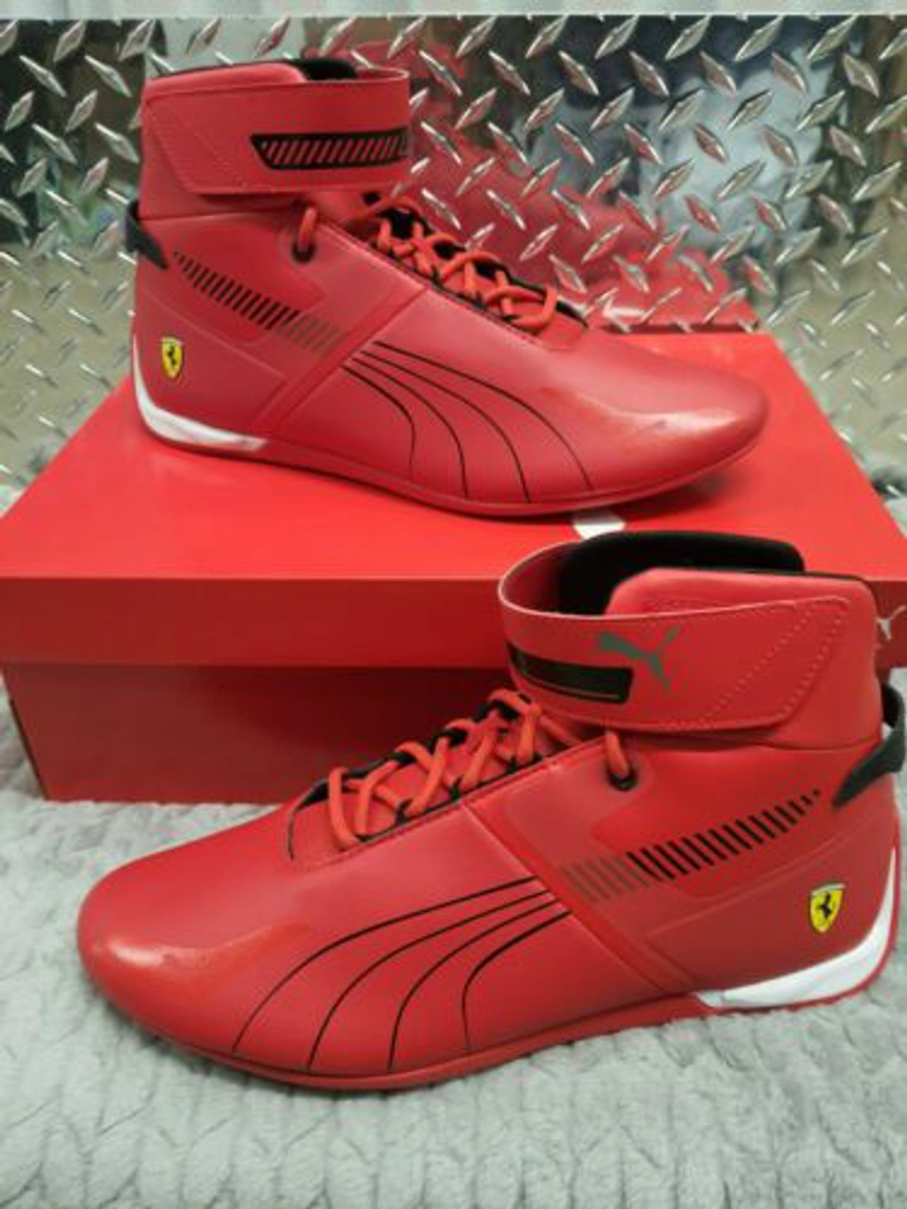 Puma sf r cat mid sale