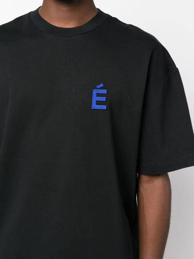 Etudes Studio Chest Logo-print Detail T-shirt In Black