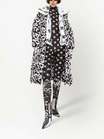 Dolce & Gabbana Logo-print Hooded Zip-up Coat In Schwarz