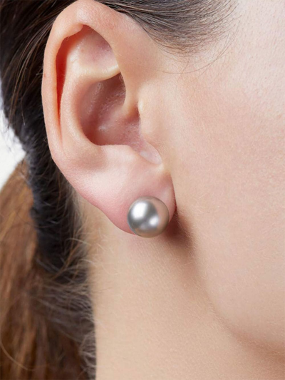 Shop Yoko London 18kt White Gold Classic 11mm Grey Tahitian Pearl Stud Earrings In Silber