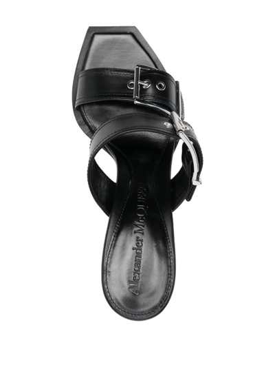 Alexander Mcqueen Alexander Mc Queen Punk Double Buckle Leather Sandals In Schwarz