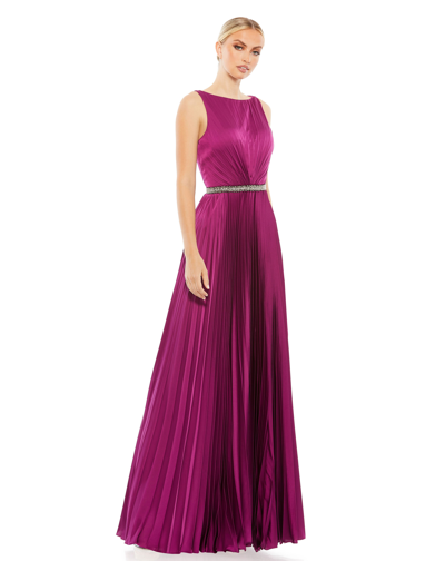Mac Duggal Pleated Sleeveless Bateau Gown In Berry