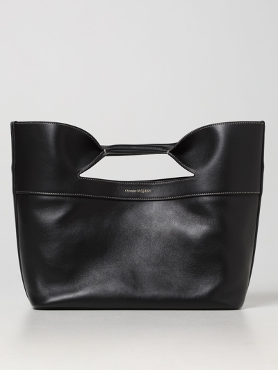 Shop Alexander Mcqueen The Bow S Leather Bag In Black