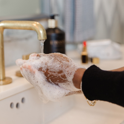 Shop L'avant Fresh Linen Hand Soap In Glass Bottle