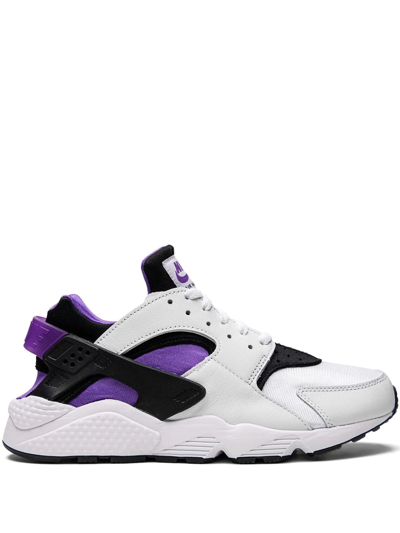 Nike Air Huarache Low-top Sneakers In White
