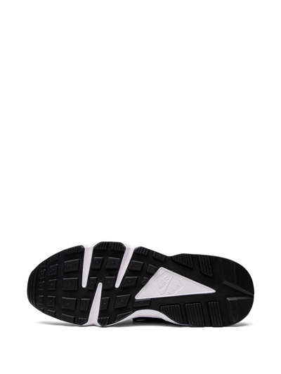 Nike Air Huarache Low-top Sneakers In White