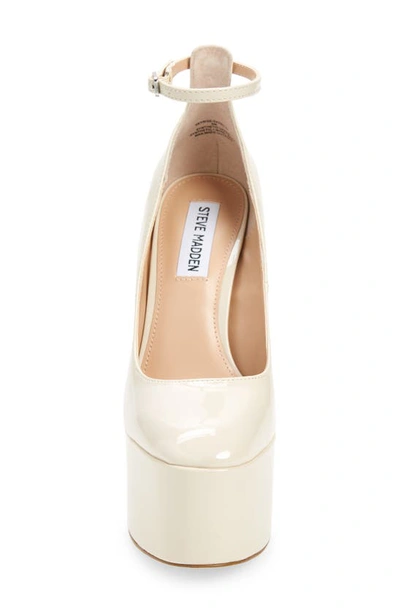 steve madden skyrise pumps
