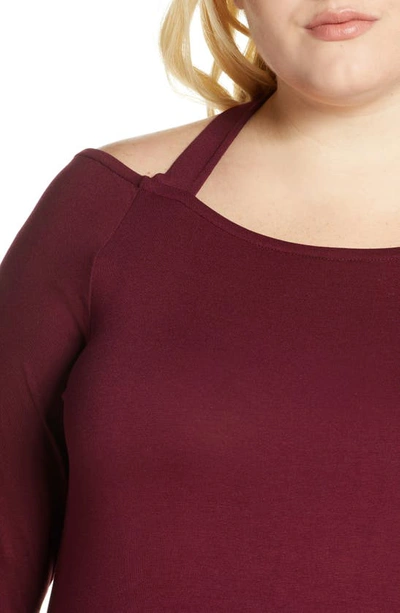 Loveappella Cross Strap Top In Dark Burgundy