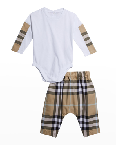 Shop Burberry Kids N7 Piero Check Two-piece Gift Set In Pale Sand Ip Chec