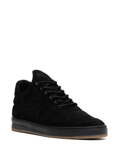 Filling Pieces Suede Low-top Sneakers In Schwarz