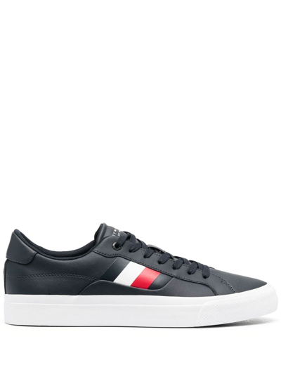 Shop Tommy Hilfiger Low-top Leather Sneakers In Blau