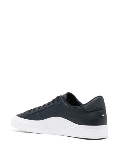 Shop Tommy Hilfiger Low-top Leather Sneakers In Blau