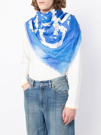 Givenchy Patterned Knitted Scarf In Blau