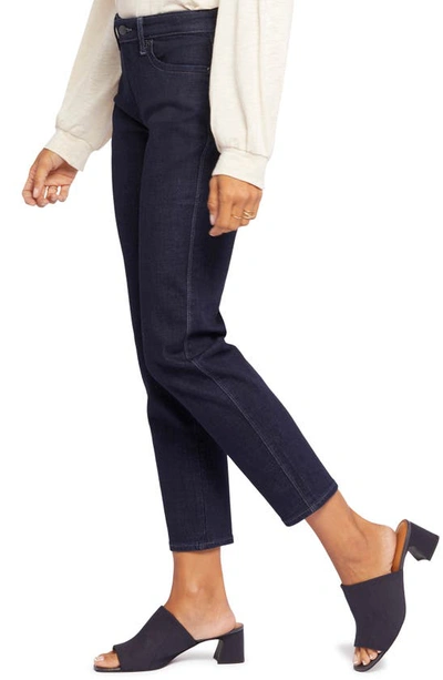 Nydj Stella High Rise Ankle Tapered Jeans In Rinse In Rinse