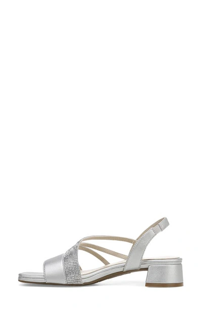 Lifestride Joy Strappy Sandal In Silver