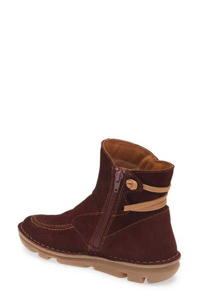 On Foot Zen Water Resistant Boot In Burgundy