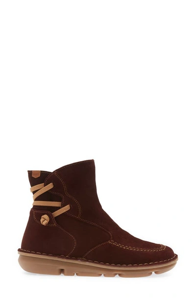 On Foot Zen Water Resistant Boot In Burgundy