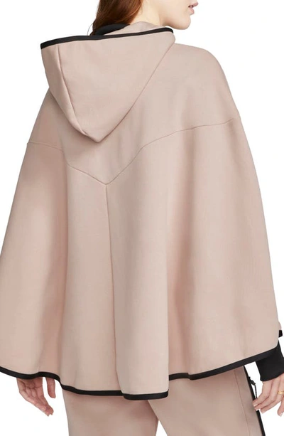 NIKE SPORTSWEAR TECH FLEECE OVERSIZE PONCHO 