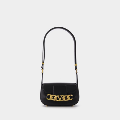 Shop Valentino Vlogo Chain Small Ledertasche Schwarz In Black