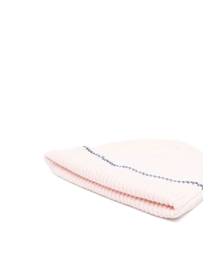 Barrie Ribbed Cashmere Beanie In Rosa