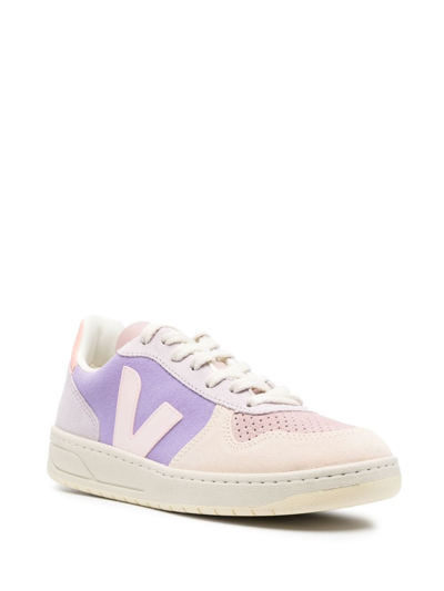 Shop Veja V-10 Colour-block Low Top Sneakers In Violett