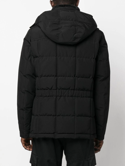 Woolrich Hooded Feather Down Coat In Schwarz