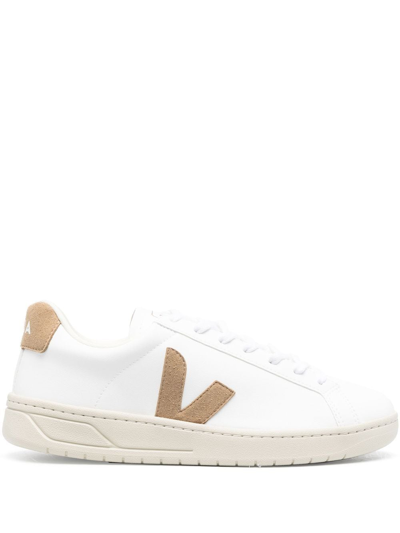 Shop Veja Urca Low-top Sneakers In Weiss