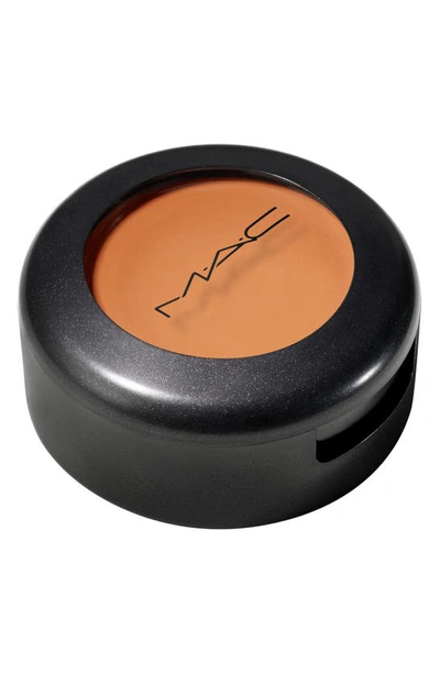 Shop Mac Cosmetics Studio Finish Spf 35 Correcting Concealer In Nw40