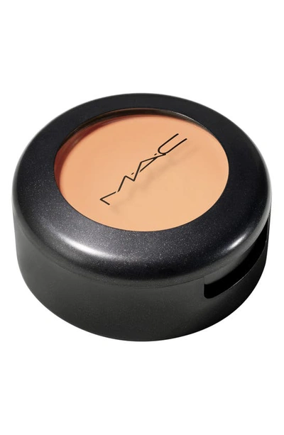Shop Mac Cosmetics Studio Finish Spf 35 Correcting Concealer In Nc25