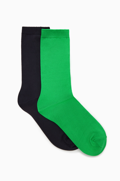 Shop Cos 2-pack Mercerized Cotton Socks In Green