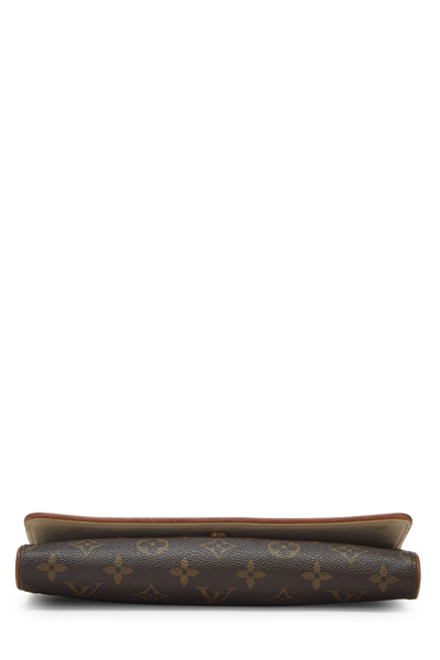 Pre-owned Louis Vuitton Monogram Canvas Pochette Twin Gm