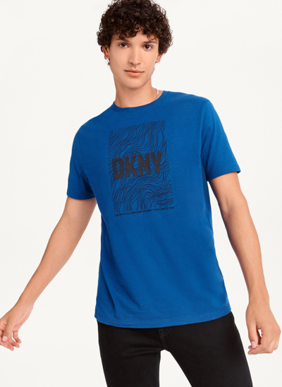 Shop Dkny Men's Elevation Lines T-shirt In Cobalt
