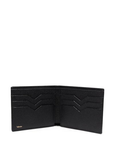Shop Valextra Pebbled Folding Wallet In Schwarz