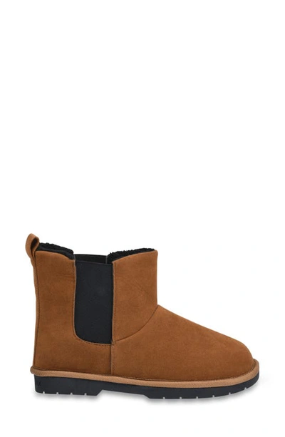 Gaahuu Faux Shearling Lined Boot In Tan