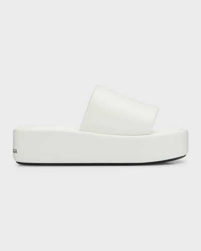 Shop Balenciaga Rise Lambskin Slide Platform Sandals In White/black