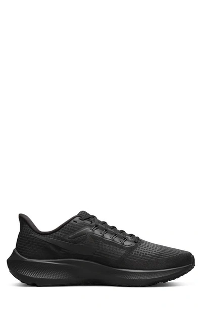 Nike Air Zoom Pegasus 39 Running Shoe In Black | ModeSens