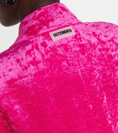 Shop Vetements Oversized Velvet Blazer In Pink