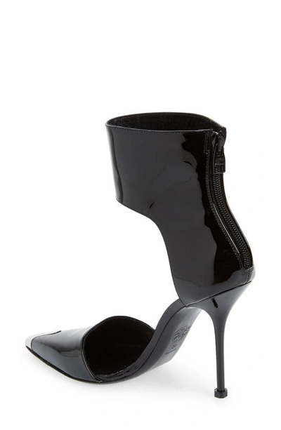 Shop Alexander Mcqueen Punk Ankle Cuff Pump In Black/ Silver