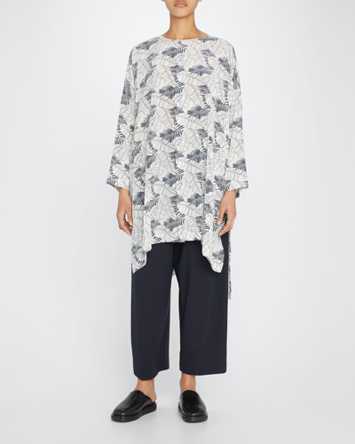 Shop Eskandar Leaf-print Wide Longer-back Round-neck Shirt With Slits (very Long Length) In Ivory