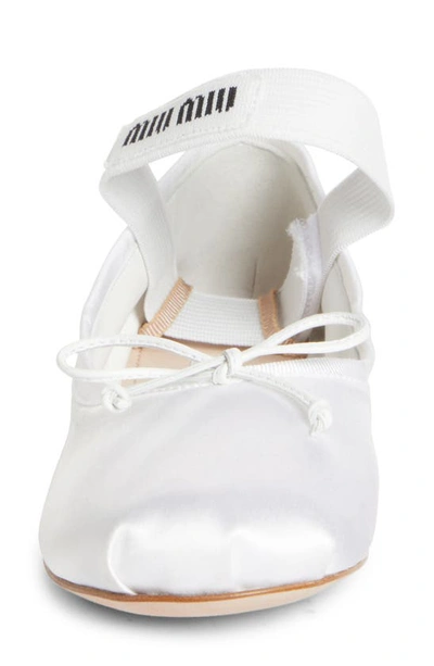 Miu Miu Logo Band Ballet Flat In Bianco