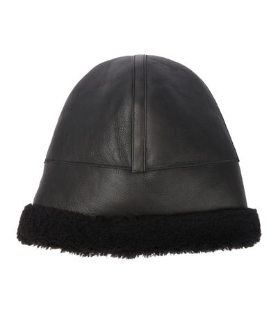 Shop Totême Shearling Hat In Black