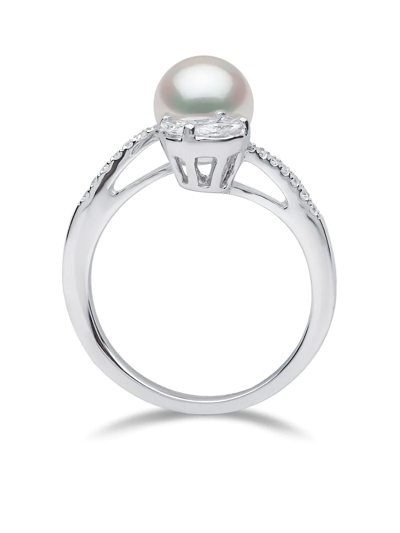 Shop Yoko London 18kt White Gold Starlight Pearl And Diamond Ring In Silver