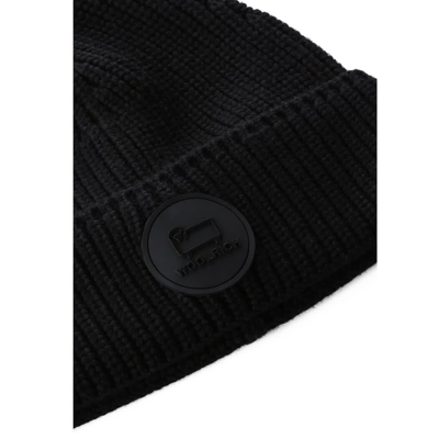 Shop Woolrich Black Beanie With Logo In Nero