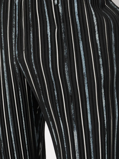 Shop Issey Miyake Plissé-detail Straight Trousers In Schwarz