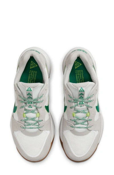 Nike Acg Lowcate "light Iron Ore/green" Sneakers In Light Iron Ore/ Malachite