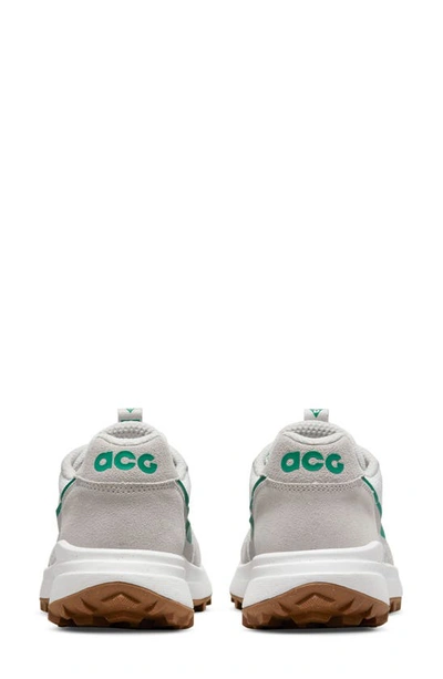 Nike Acg Lowcate "light Iron Ore/green" Sneakers In Light Iron Ore/ Malachite